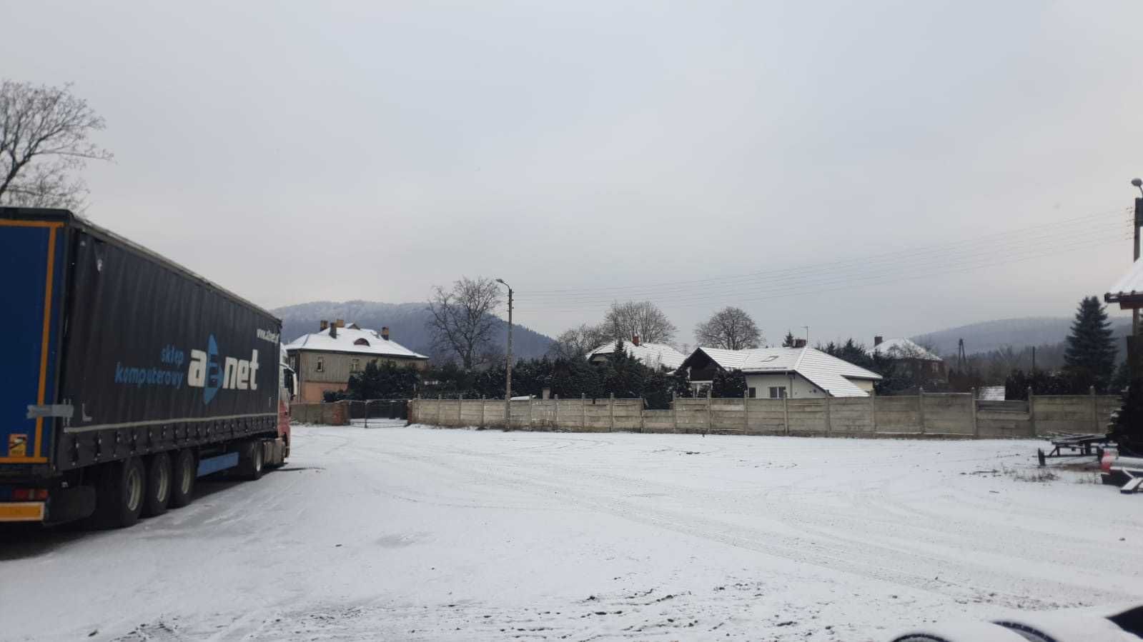 Wynajmę plac dla TIR-a, samochodu ciężarowego, maszyn. Parking