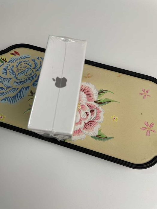 NOWA Atrakcyjna cena Słuchawki Apple airpods 4