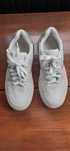 Oliwkowe sneakersy 39