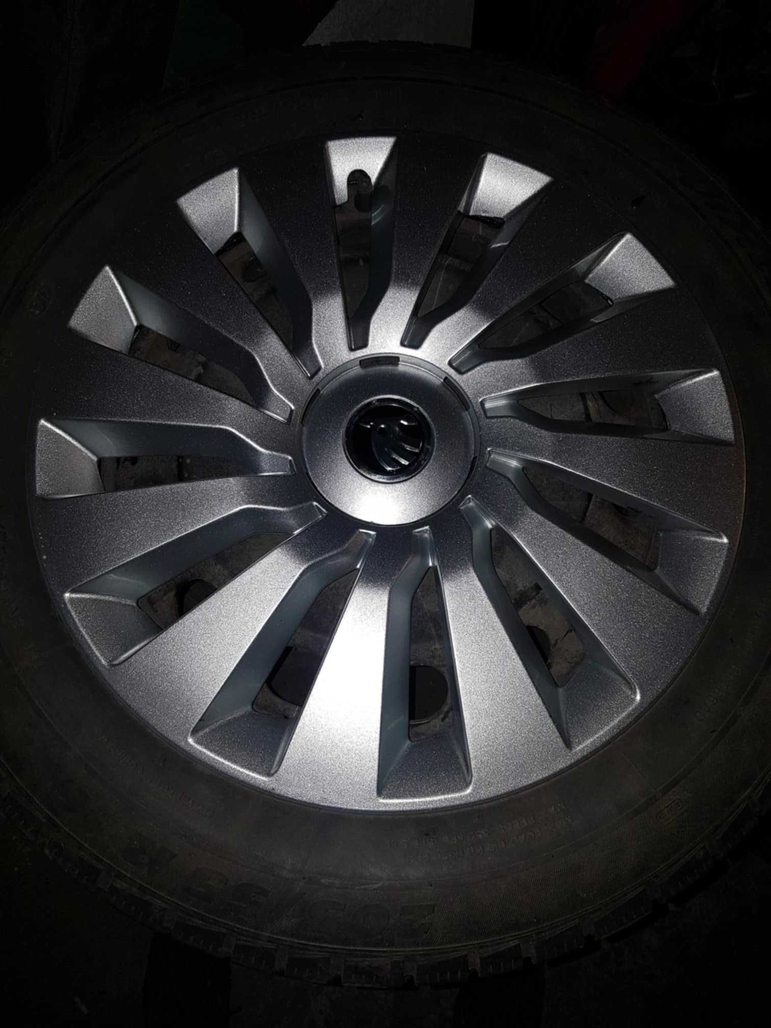 4 oryginalne kołpaki SKODA 16 cali