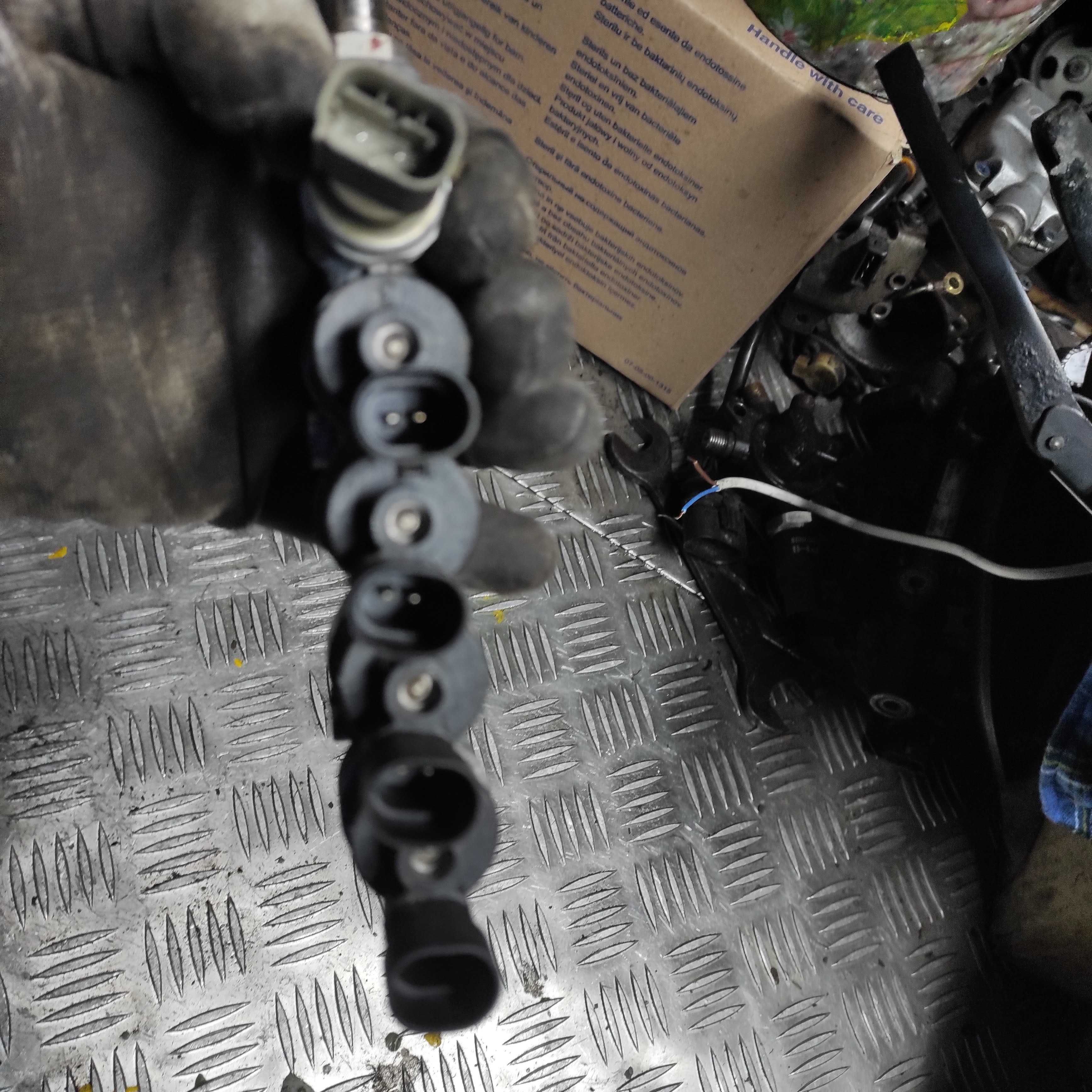Wtryskiwacz LPG Listwa Wtryskowa BRC 09SQ9 Komplet
