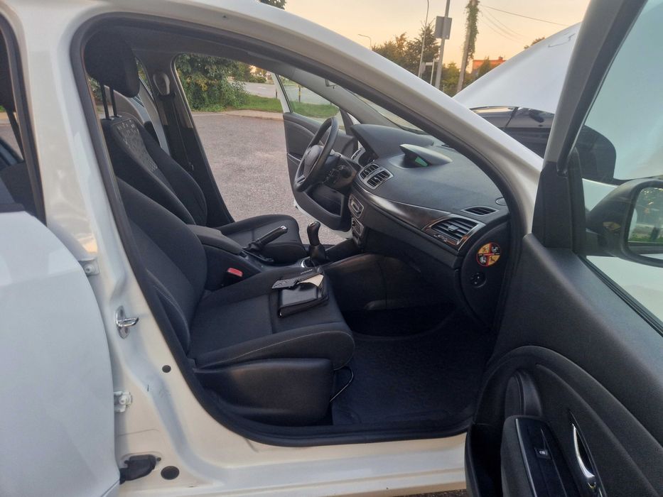 Renault Megane 1.5dci 90km climatronic 13r fajna wersja bez wkładu