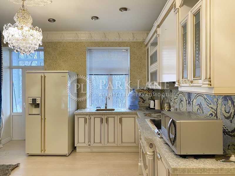 Продаж квартири!Центр! 3к Грушевського Михайла вул. 28/2, Липки Продаж