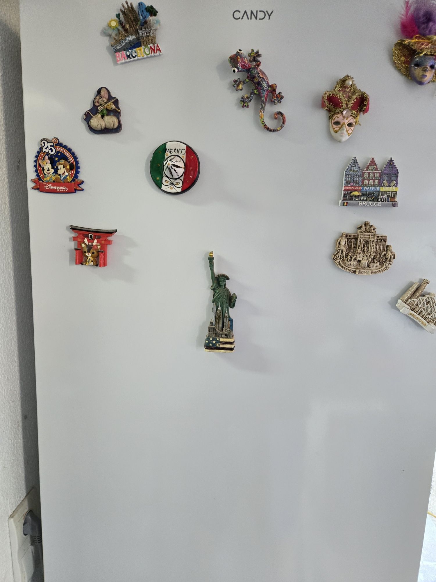 Frigorifico Candy 300