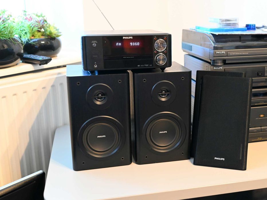 mini wieża Philips MCD712, pilot, kolumny, idealny stan wizualny