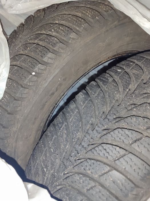 Зимні 175 65 R14 р14 колеса шини Goodyear