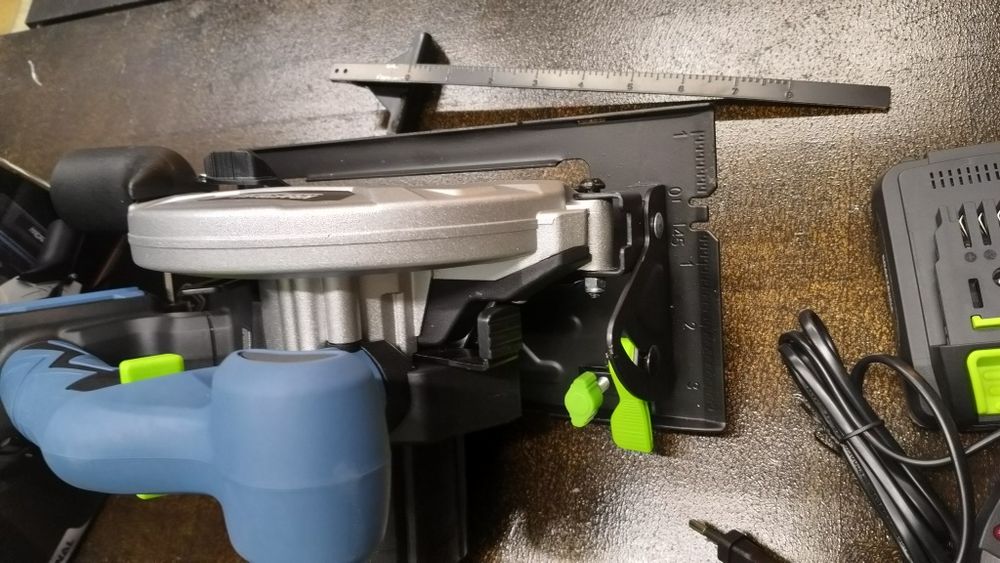 Pilarka piła tarczowa Gwarancja Aku 21 V, 3 Ah zestaw,Polski producent