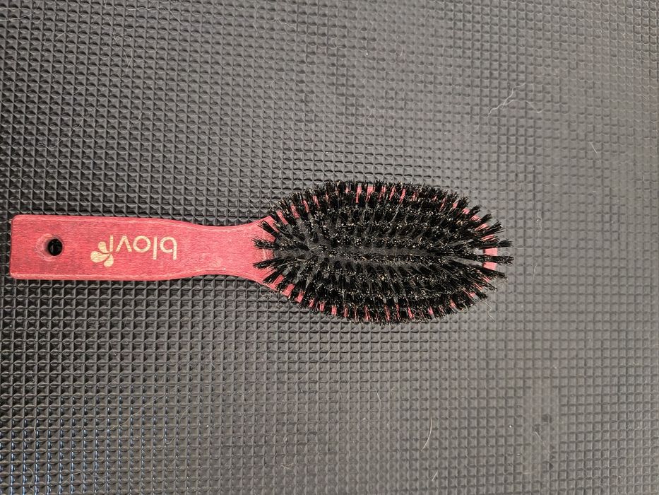 Trymery, miski, szczotki