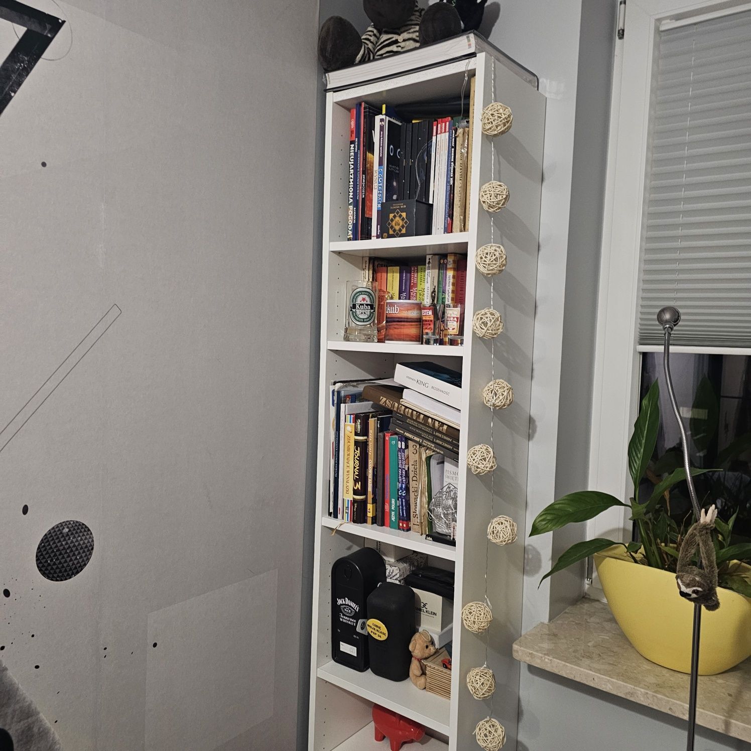 Biurko regulowanych Ikea Thyge plus szafka na książki