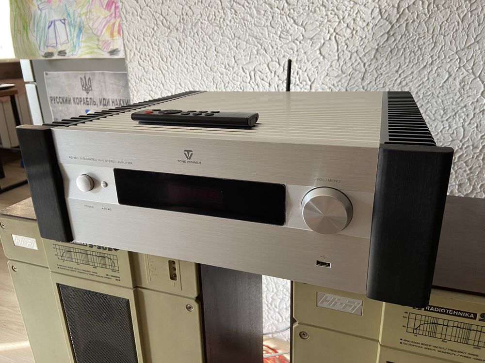 підсилювач Tonewinner AD‑86D 240 вт 4 ом