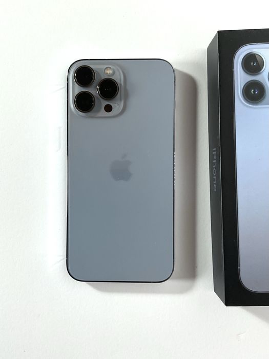 iPhone 13 Pro Max Azul — Excelente Estado