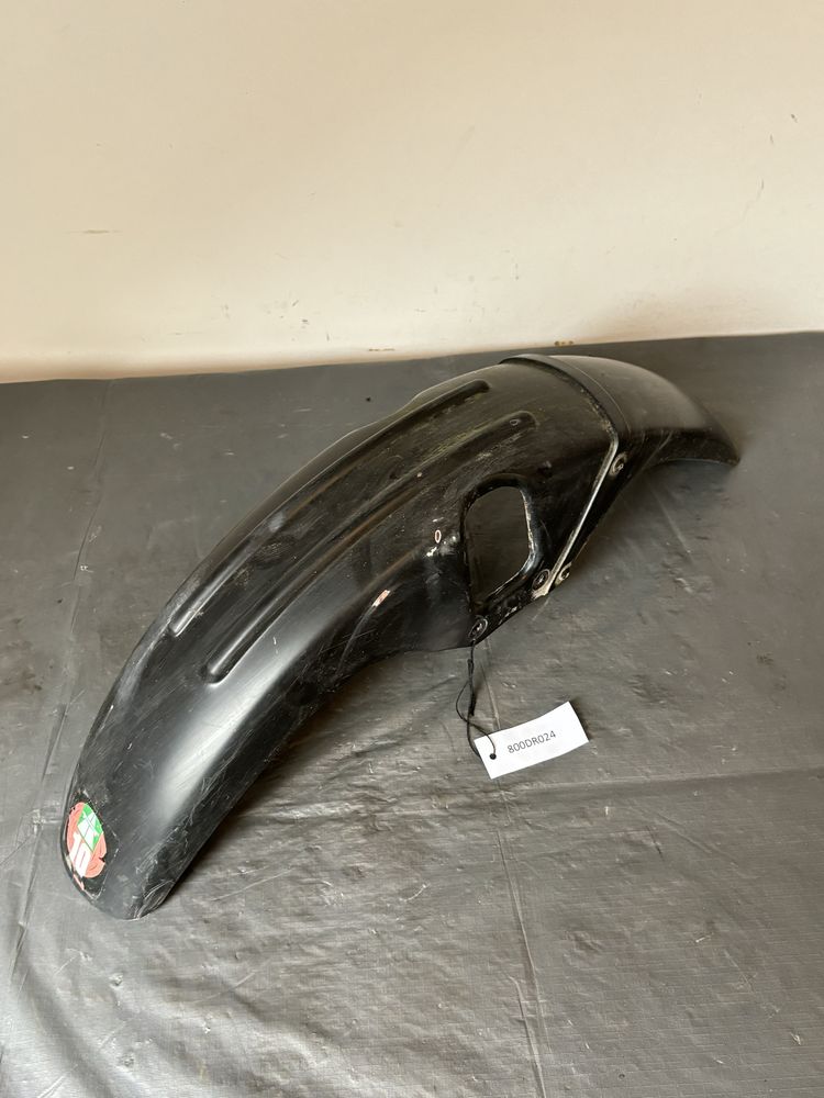 Błotnik przedni przód SUZUKI DR800 750
