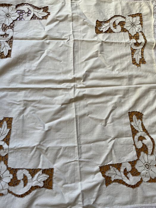 Bordado madeira medidas 80 por 60