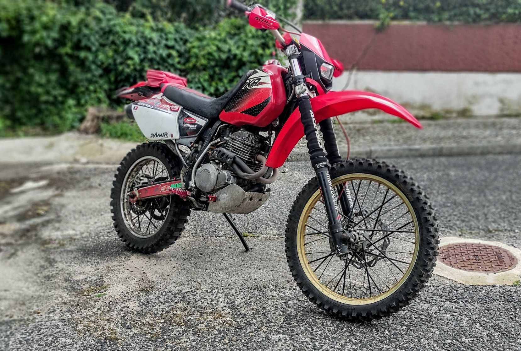 Honda XR250r matrículada // possibilidade retoma/troca p/mota estrada