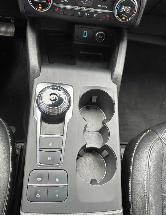 Ford Escape 2020 року