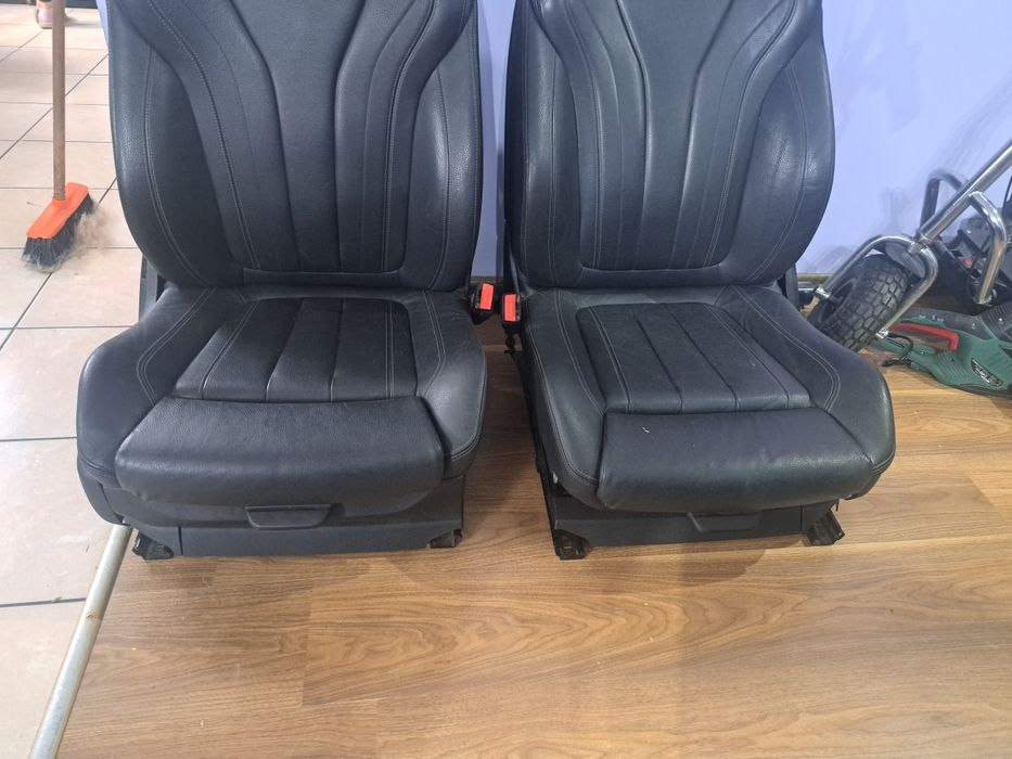 Fotele siedzenia skórzane przód BMW X5 F15