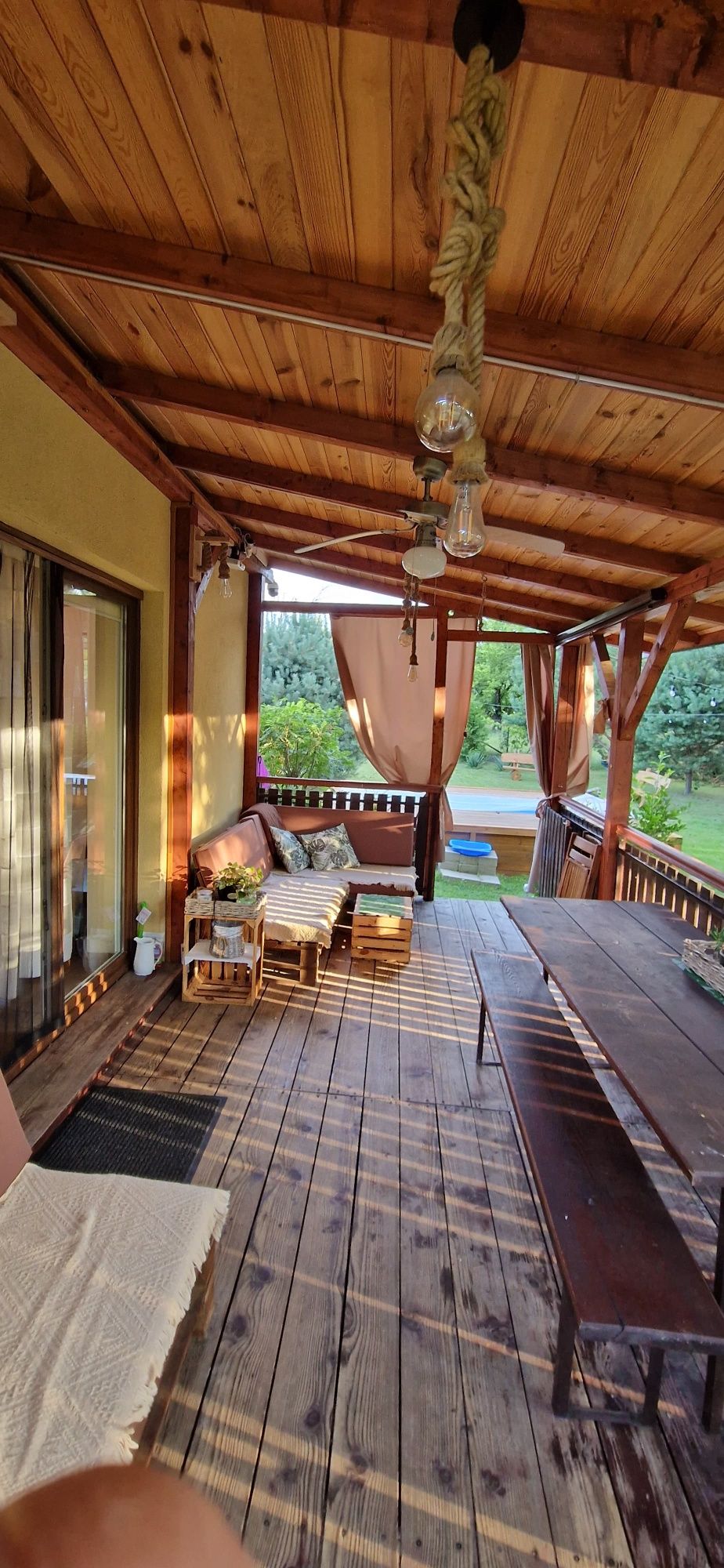Dom z Jacuzzi zewnętrznym i basenem do wynajęcia w super lokalizacji