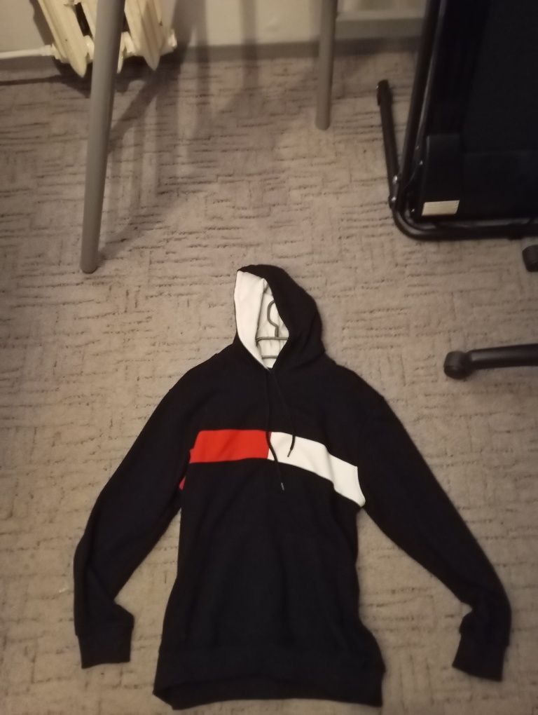 Bluza z kapturem