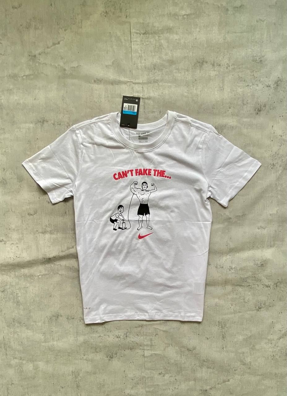 Футболка Nike Sportswear dri-fit