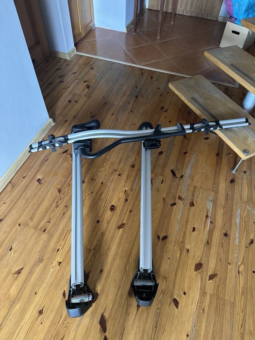 Uchwyt / bagażnik rowerowy BMW na 2 rowery ‒  bez klucza