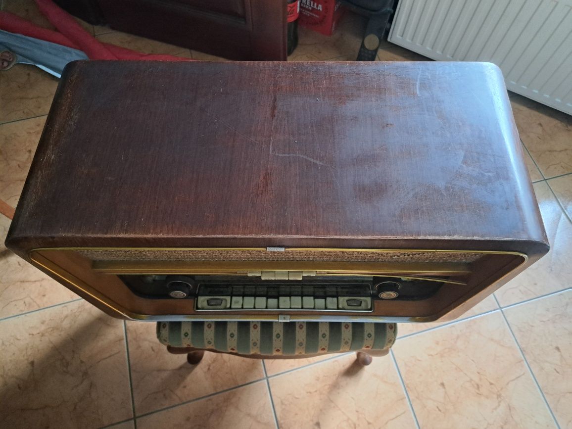 Radioodbiornik stary