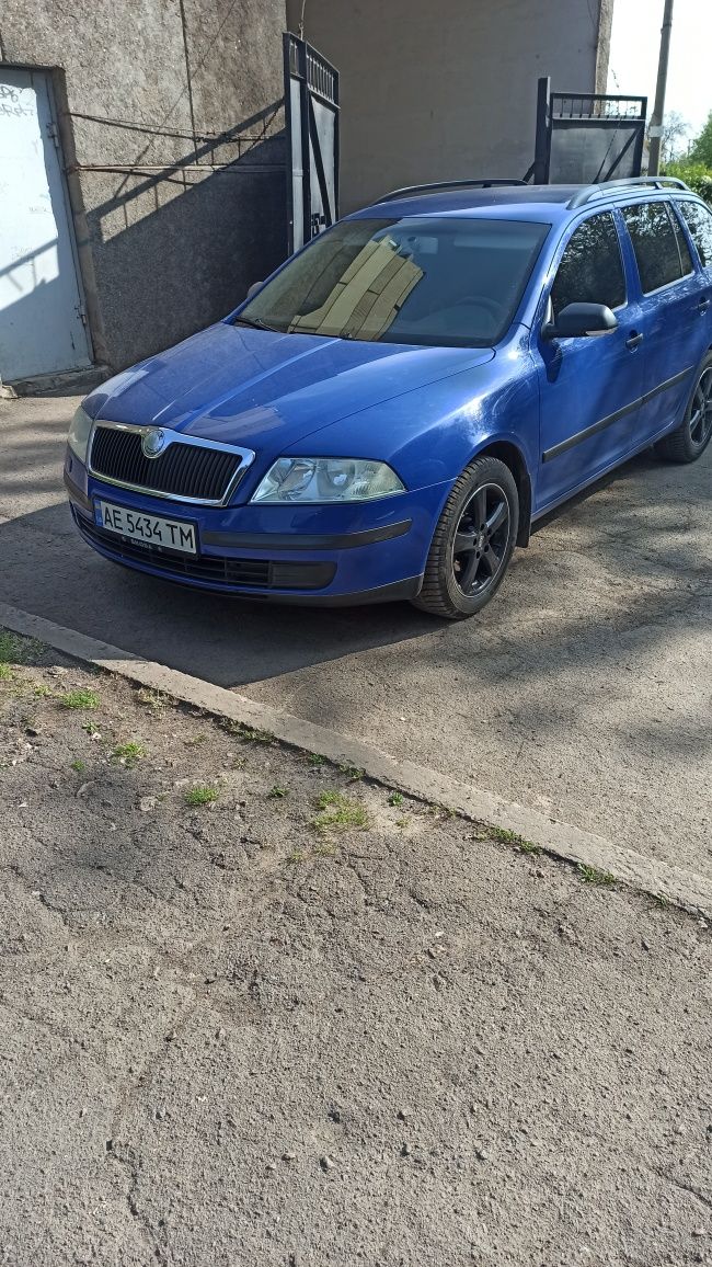 Авто Шкода Октавія А5