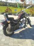 Suzuki Intruder vs 1400 Chopper