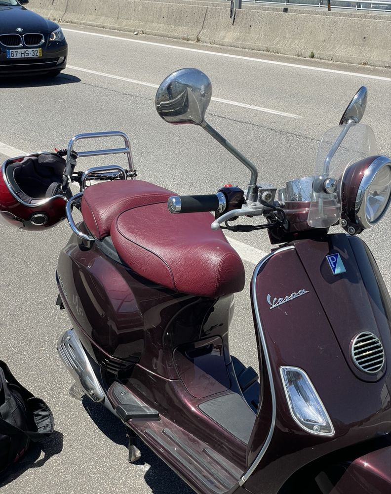 Vespa LX 125 – Edição Especial “Vie della Moda” | Ano 2011