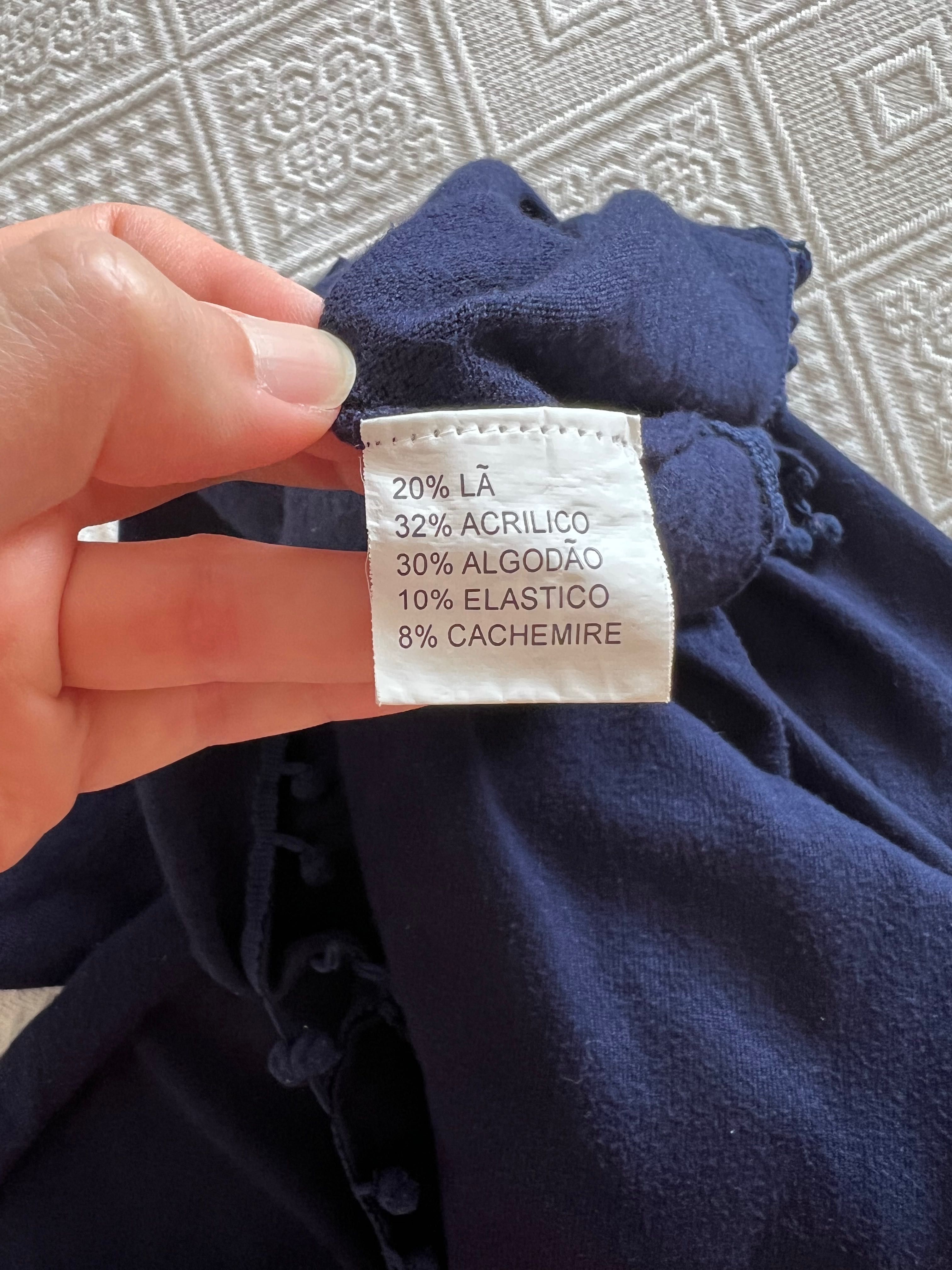 Casaco azul escuro de algodão aberto com berloques