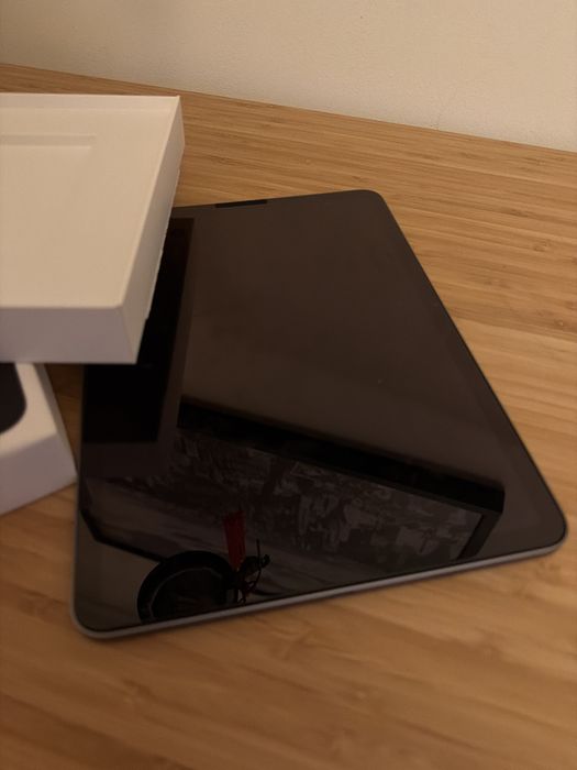 iPad Air M2 128GB Cinzento Sideral
