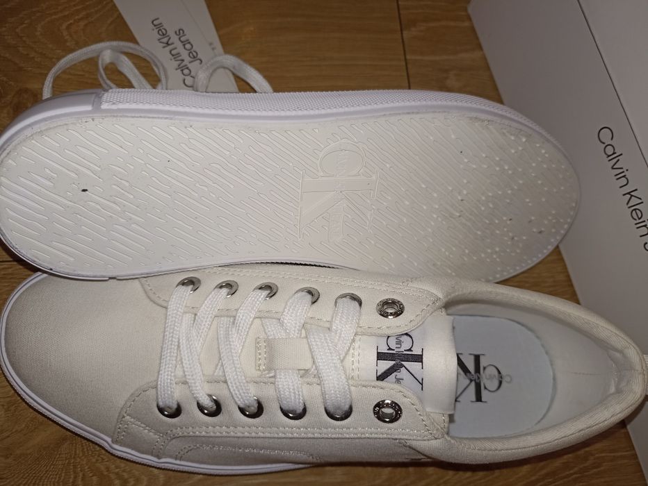 Sneakersy, trampki damskie Calvin Klein rozmiar 39 i 40