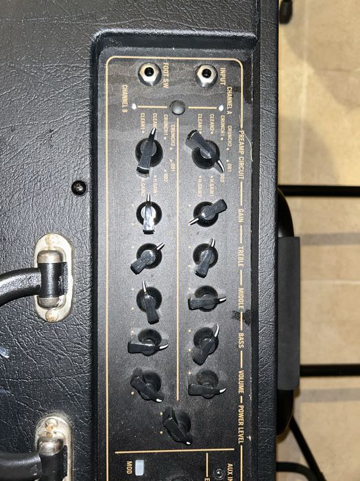Amplificador de Guitarra VOX AV30