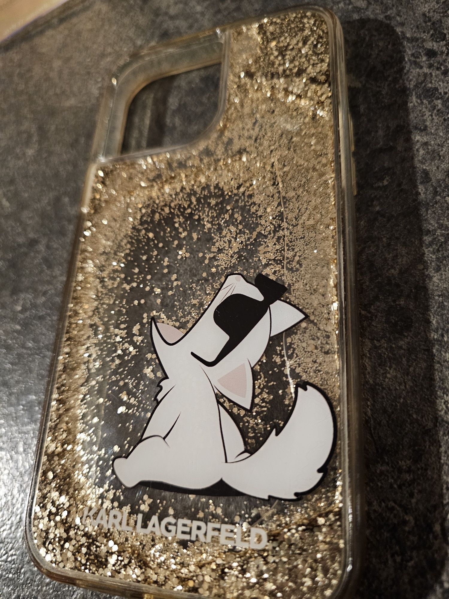 Etui Iphon 13 pro max Karl Lagerfeld, Choupette, brokat