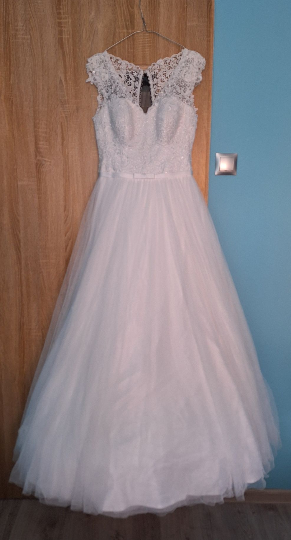 Suknia ślubna - Beatrice - biała (welon gratis!)