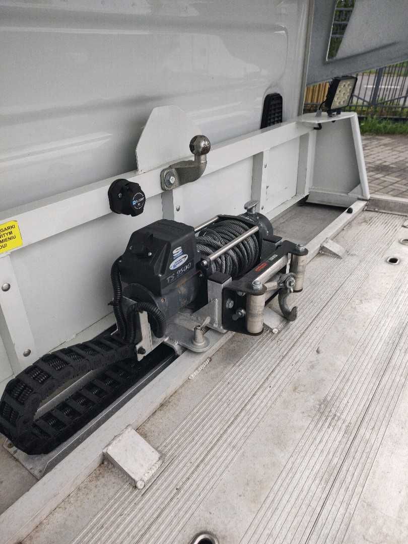 Wynajem Iveco Daily kat. B Autolaweta/Laweta/Hak/Sypialka ŚLĄSK