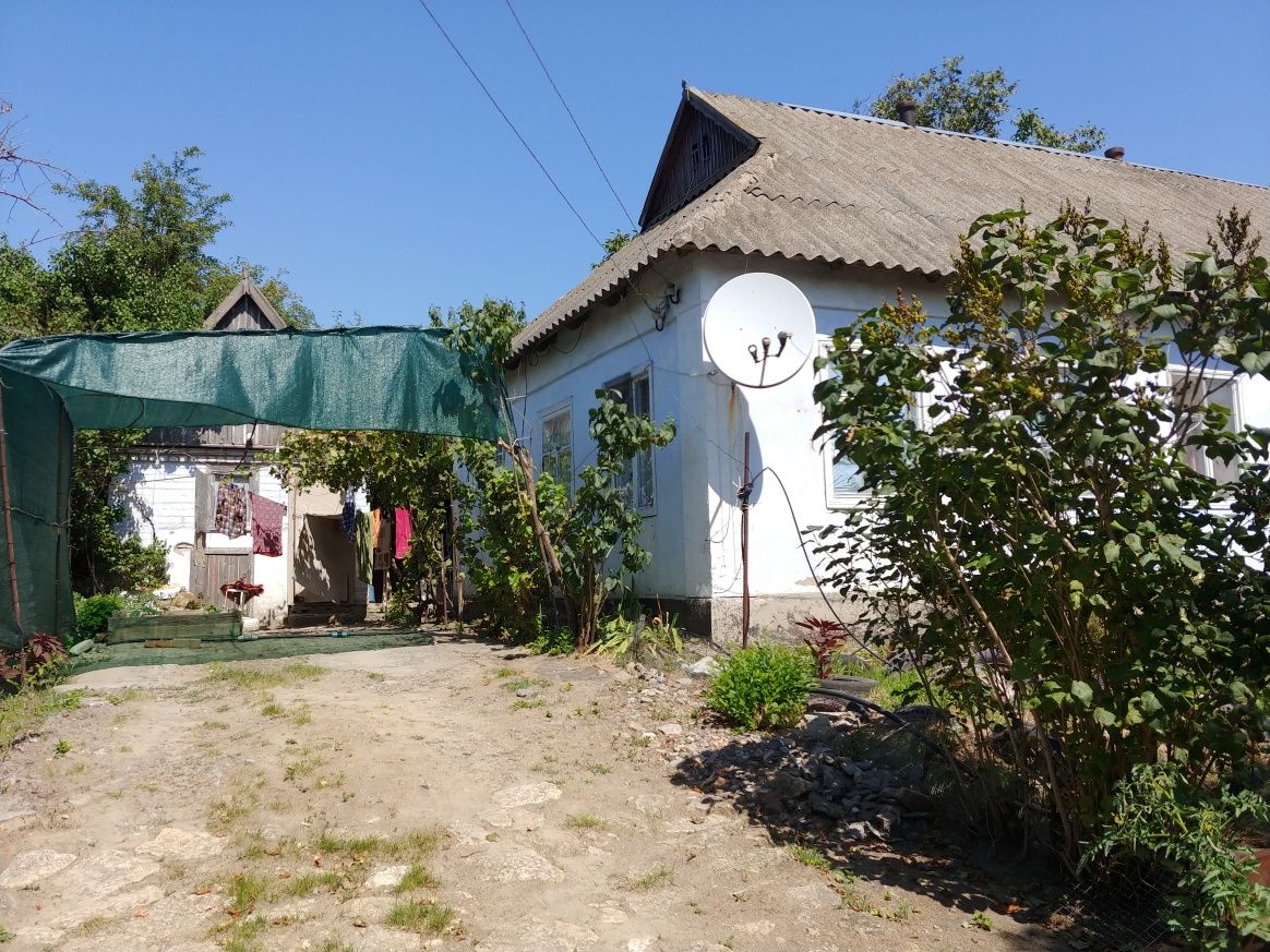 Продам будинок зі зручностями у Великій Олександрівці