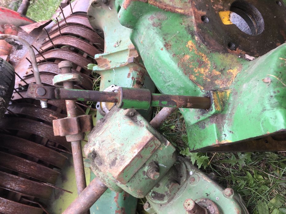 Запчастини john deere джон дір двигун коробка вали варіатори шківи
