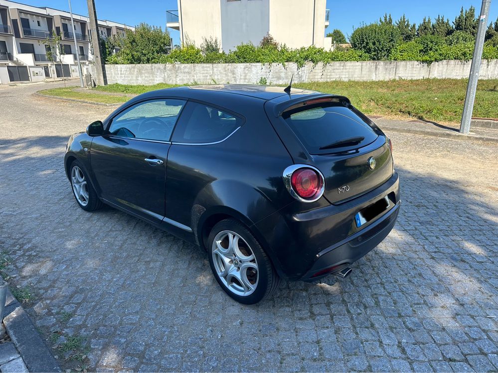 Alfa Romeu Mito diesel Nacional poucos km