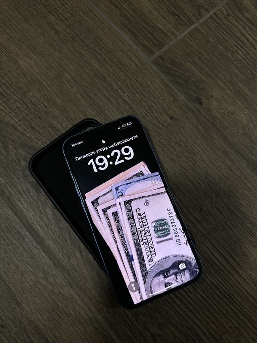 ОБМІНЯЮ! iPhone 13/128 стан ідеальний