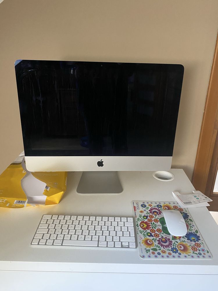 Imac late 2015 Retina 4K 21.5 intercore i7 16Gb ram