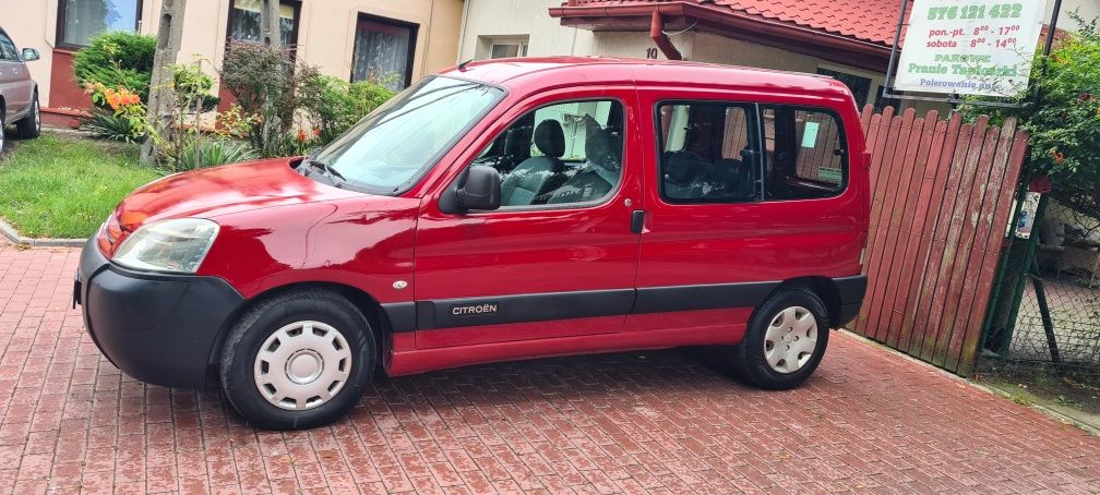Citroen berlingo 2007r 5 osobowy