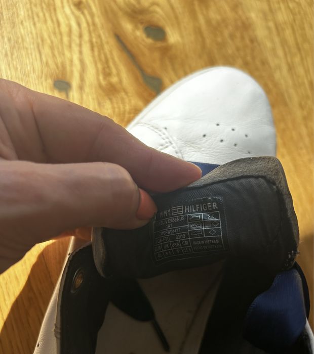 Tommy hilfigher sneakersy, białe skórzane 40