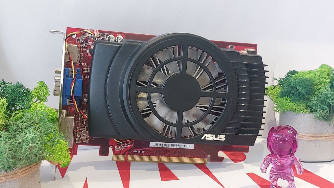 Відеокарта HD 5670 на 512 мб