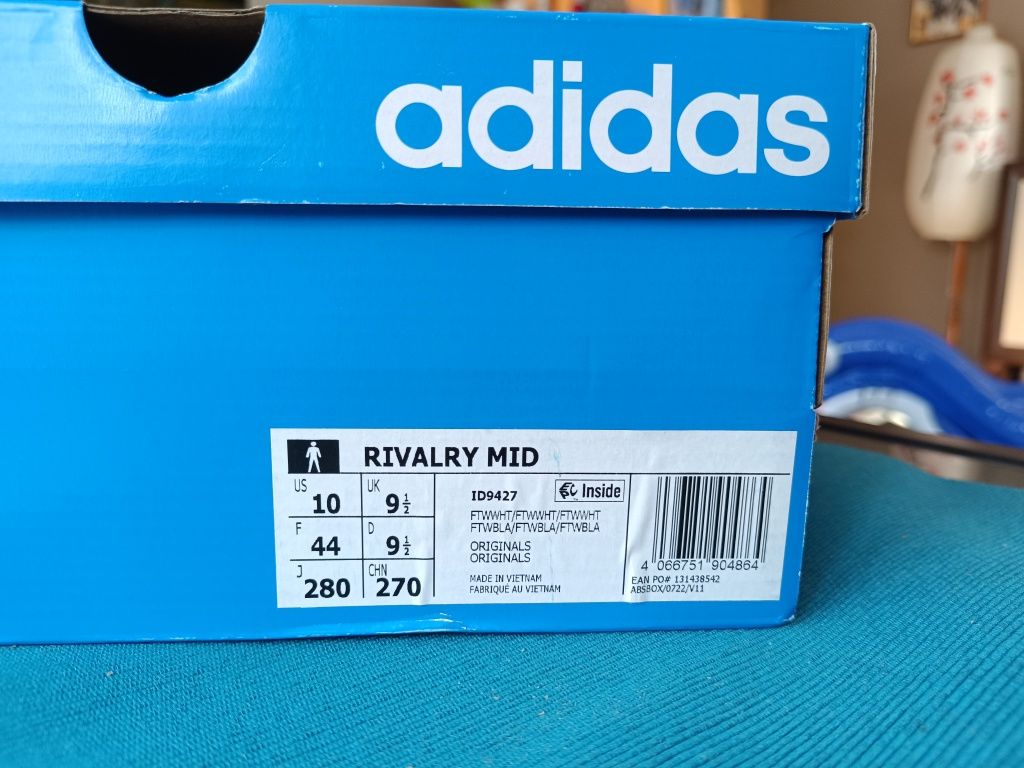 Buty adidas r.44 rivarly MID Snickers