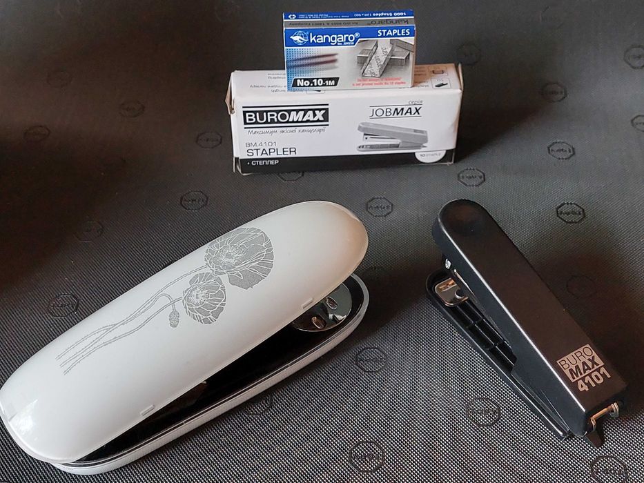 Степлер канцелярский, скоросшиватель скобы