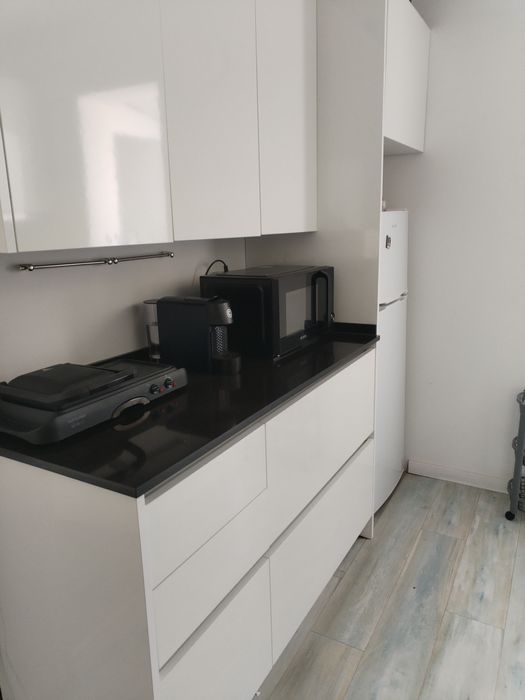 Alugo quarto em Cruz Quebrada apartamento vista mar.
