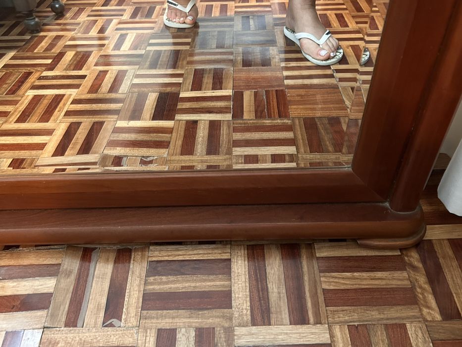 Espelho de quarto grande — em ótimo estado!