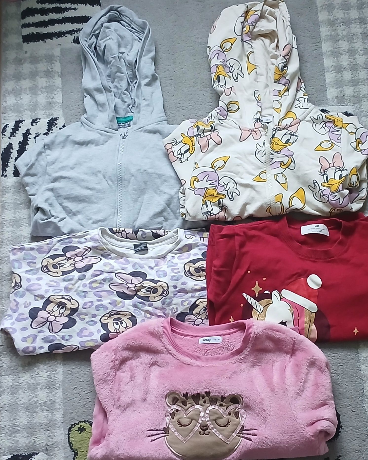 Bluzy dziewczęce w rozmiarze 134/140, 5 sztuk