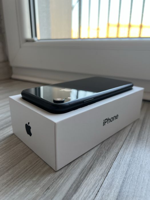 IPhone XR Black 128gb