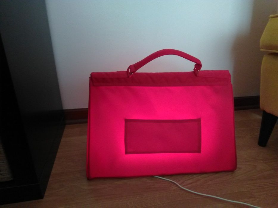 Luz de presença / candeeiro decor vermelho - Formato mala NOVO PREÇO